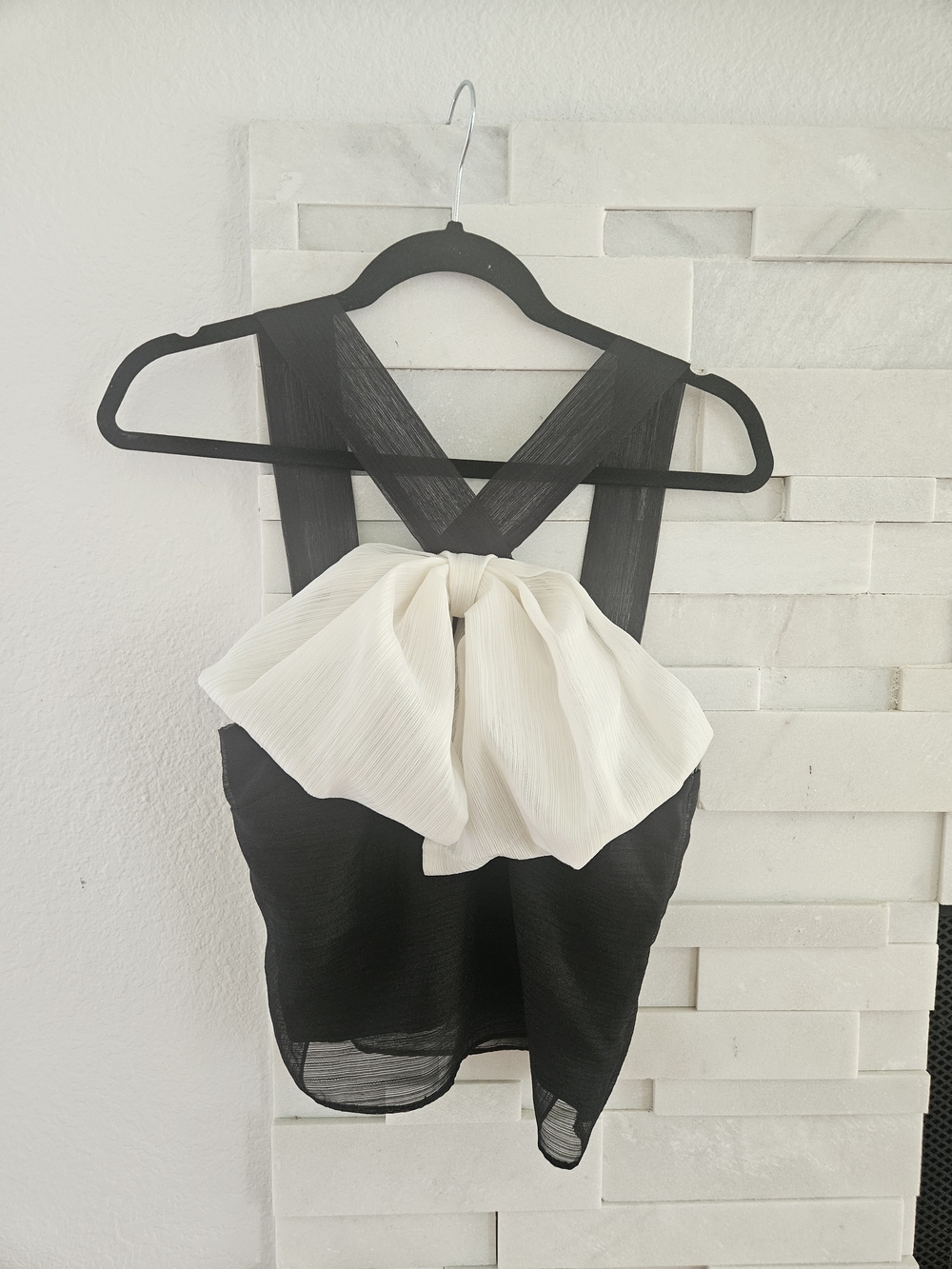 Anthropologie Sunday in Brooklyn Bow Halter Top Black & white Size Xs - Picture 6 of 8
